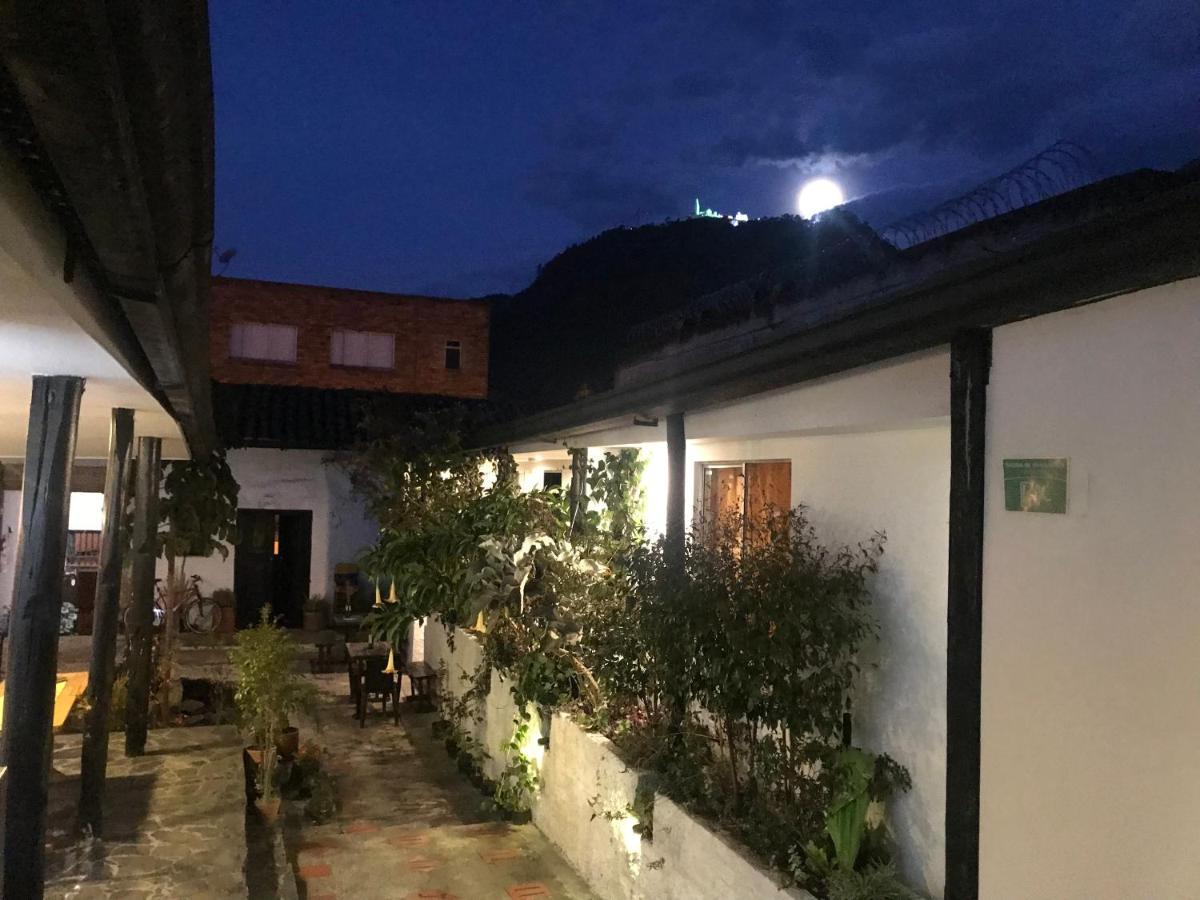El Yarumo Hostel Bogota Exterior photo